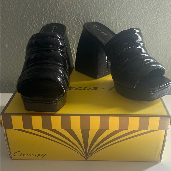 Circus by Sam Edelman Shiny Black Mules - Picture 1 of 5